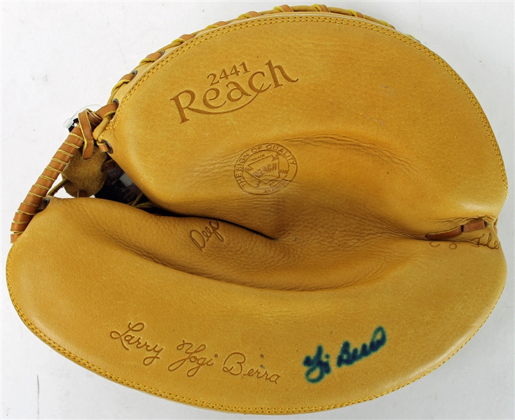 Yogi Berra Signed Reach Catchers Mitt (PSA/DNA)