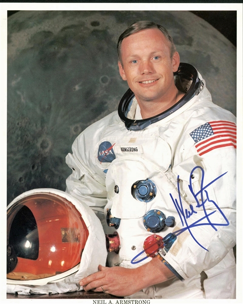 Apollo 11: Neil Armstrong Superb Signed UNINSCRIBED 8" x 10" NASA Photograph w/Original NASA Transmittal Envelope - One of the Nicest in Existence! (PSA/DNA)