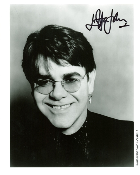 Elton John Near-Mint Signed 8" x 10" Black & White Photo (Beckett)
