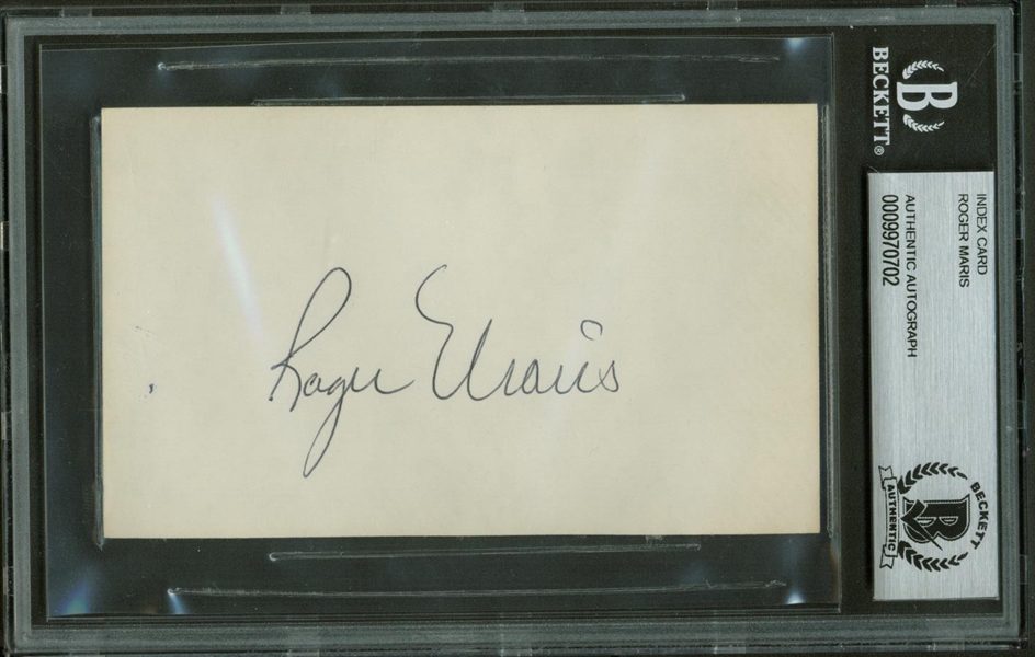 Roger Maris Near-Mint Signed 3" x 5" Notecard (Beckett)