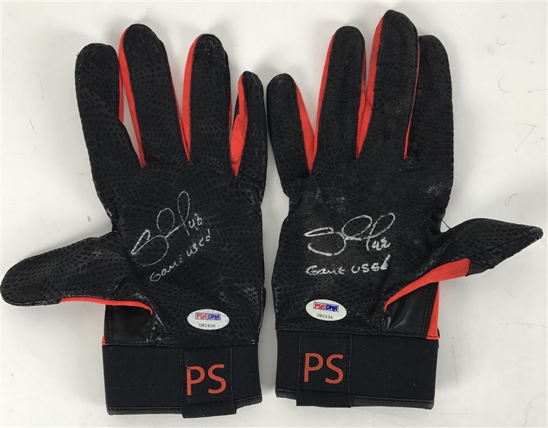 Pablo Sandoval Game Used & Signed Batting Gloves (PSA/DNA)