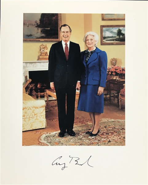 President George H. W. Bush Signed 8" x 10" Presidential Portrait Photo (Beckett/BAS Guaranteed)