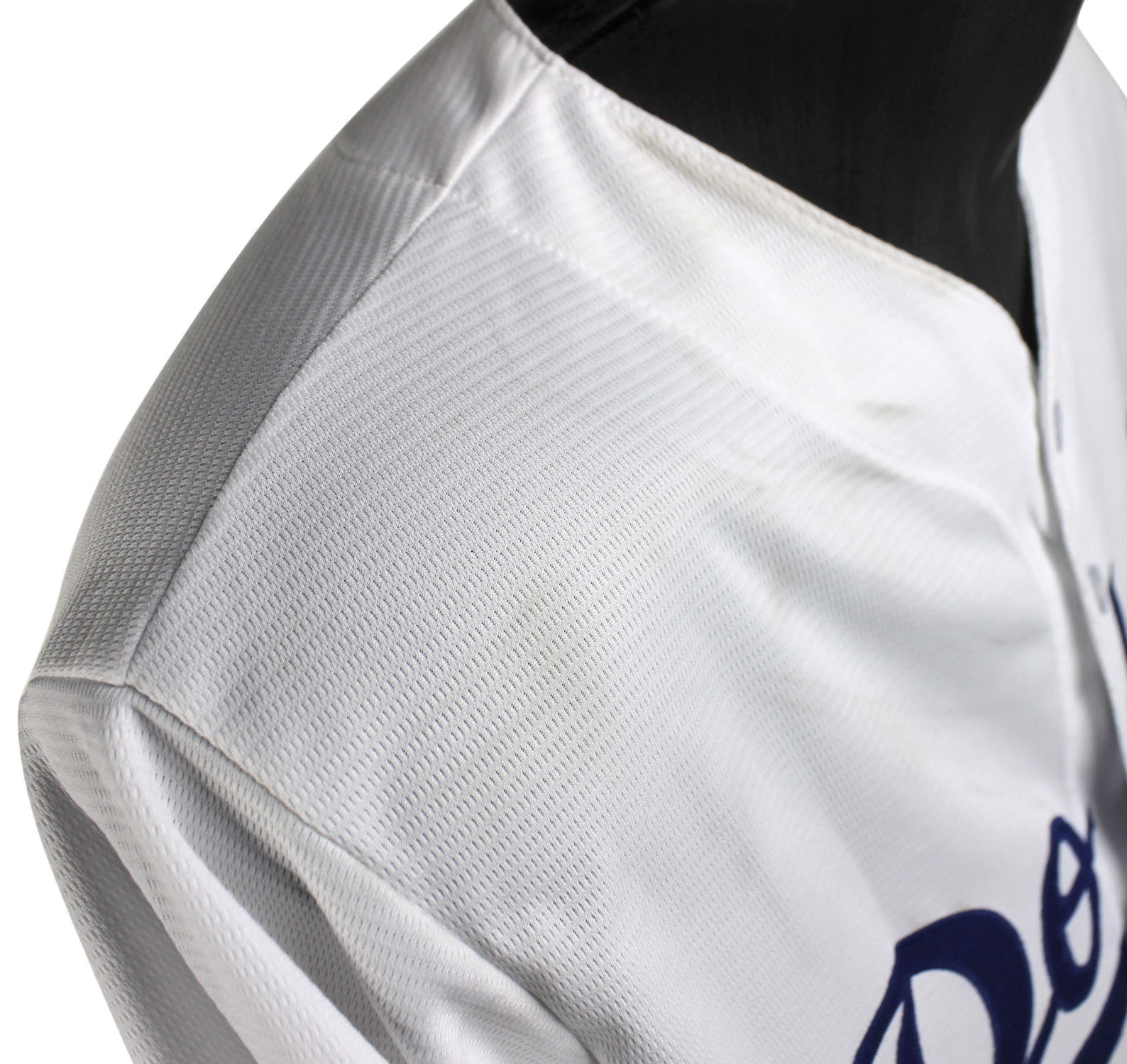 black bellinger jersey
