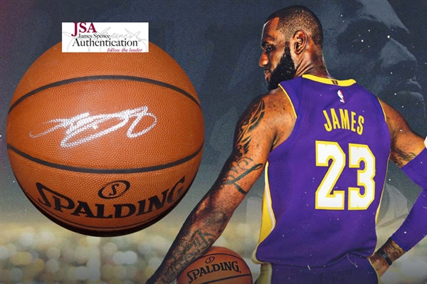 LeBron James Signed Spalding Official NBA Game Model Basketball (JSA)