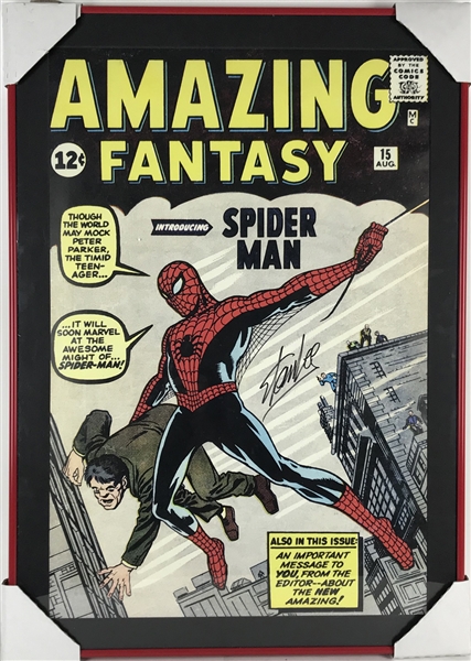 Stan Lee Signed Spider-Man Poster in Custom Framed Display (w/Photo Proof!)(Beckett/BAS Guaranteed)