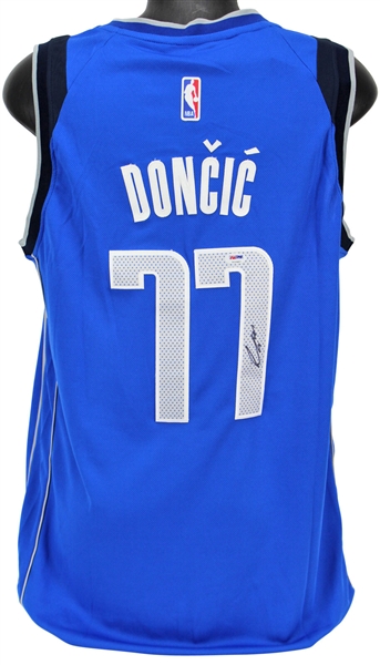 Luka Doncic Signed Nike Official Dallas Mavericks Swingman Jersey (PSA/DNA)