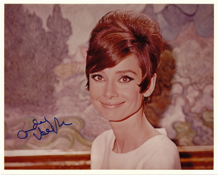 Audrey Hepburn Beautiful Signed 8" x 10" Color Photograph (Beckett/BAS LOA)