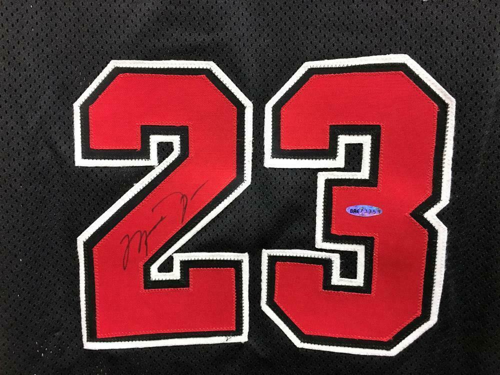 Lot Detail - Michael Jordan Signed Chicago Bulls Procut Jersey (Upper Deck)