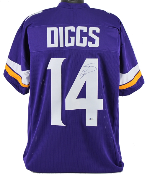 Stefon Diggs Signed Minnesota Vikings Jersey (Beckett/BAS)