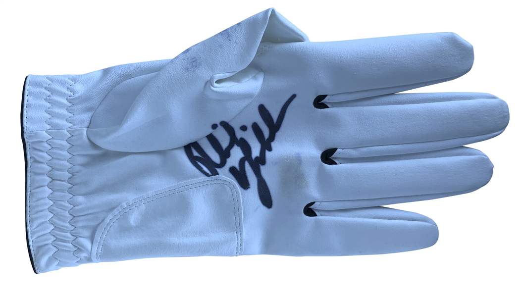 Phil Mickelson Superbly Signed Golf Glove (PSA/DNA)