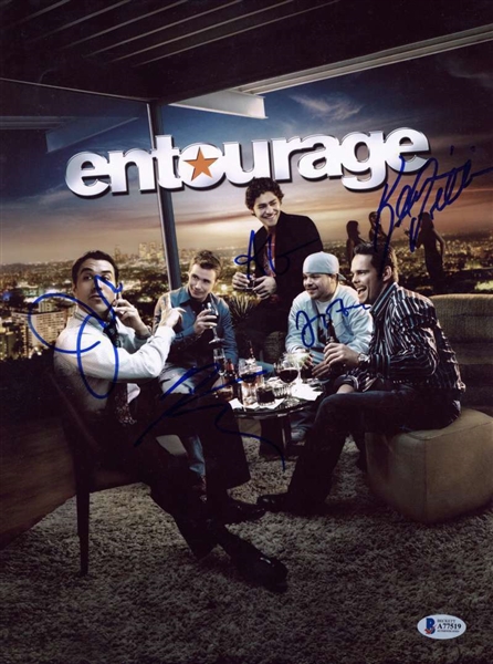 "Entourage" Cast Signed 11" x 14" Color Photo (5 Signatures)(Beckett/BAS)