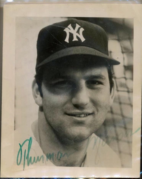 Thurman Munson Signed 4" x 5.5" New York Yankees Photograph (SGC)