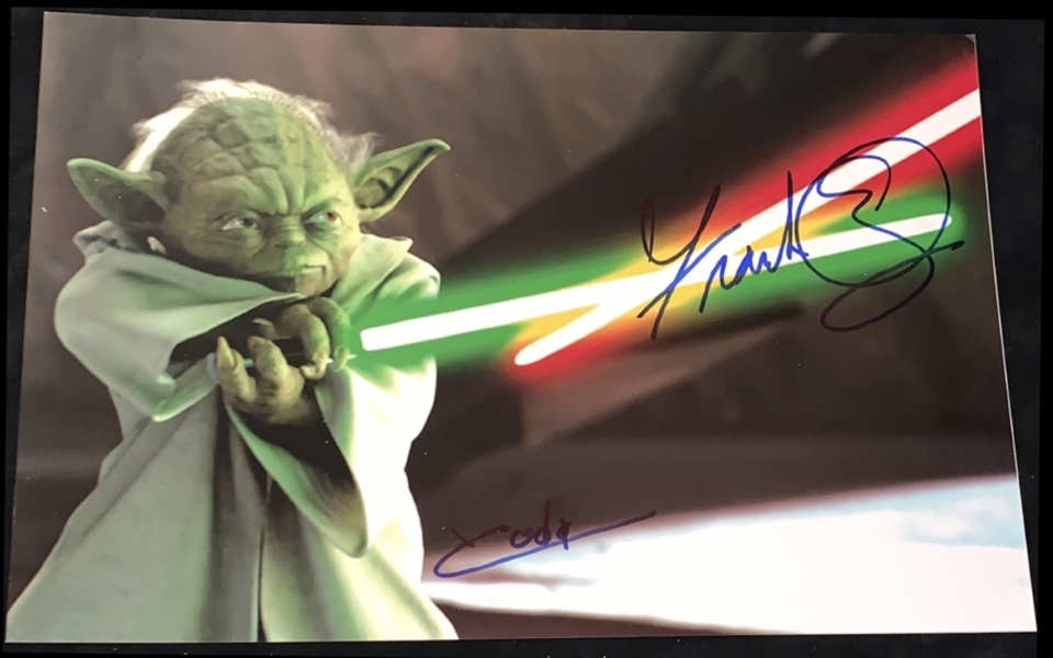 Frank Oz Signed 12" x 18" Color Photo w/ "Yoda" Inscription (ACOA)(Beckett/BAS Guaranteed)