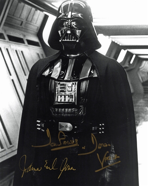 Darth Vader Signed 8" x 10" B&W Photo with James Earl Jones & David Prowse (Beckett/BAS Guaranteed)(Steve Grad Collection)
