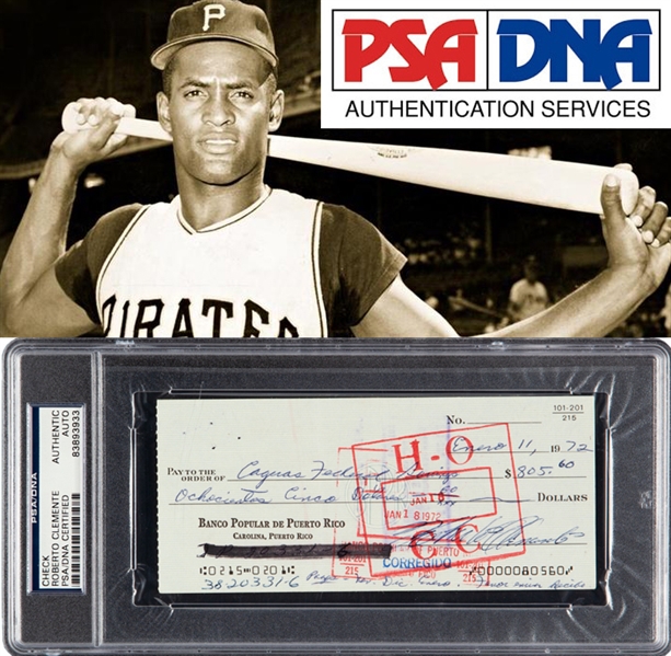 Roberto Clemente Signed 1972 Personal Bank Check (PSA/DNA Encapsulated)