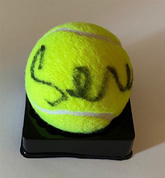 Serena Williams Signed Wilson US Open Model Tennis Ball (Beckett/BAS Guaranteed)