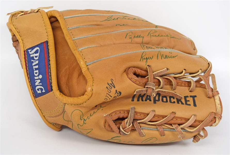 Roger Maris Signed Personal Childs Model Baseball Glove w/ 13 Signatures (Yankees & Red Soxs Old Timers) (JSA)
