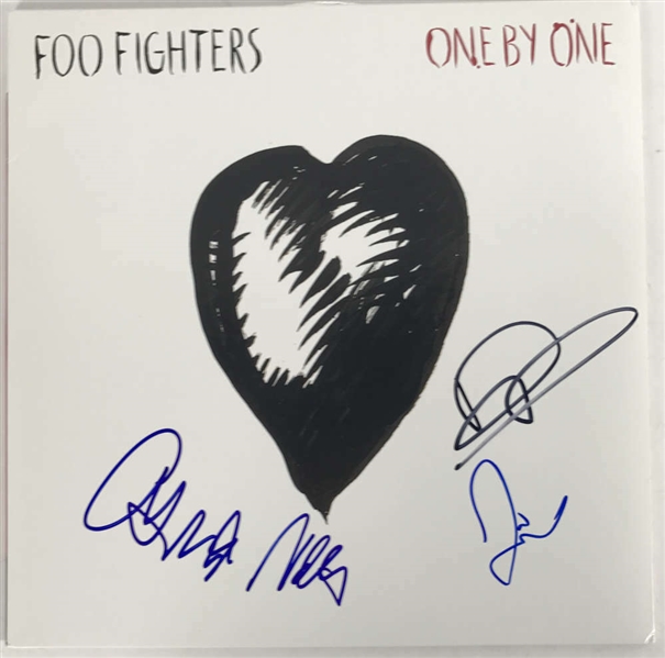 The Foo Fighters Group Signed "One by One" Record Album (BAS/Beckett)