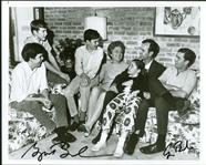President George W. Bush & George H.W. Bush Signed 8 x 10 Family Photograph (Beckett/BAS)