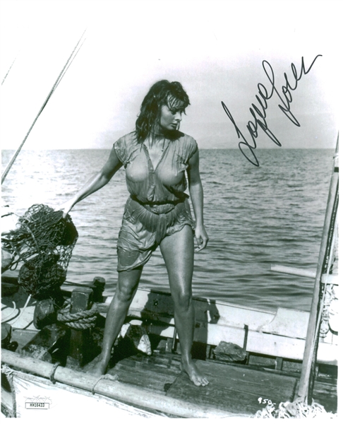 Sophia Loren Signed 8" x 10" B&W Photograph (JSA)