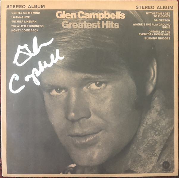 Glen Campbell Rare Signed 7-Inch "Greatest Hits" Jukebox Album Release (Beckett/BAS Guaranteed)