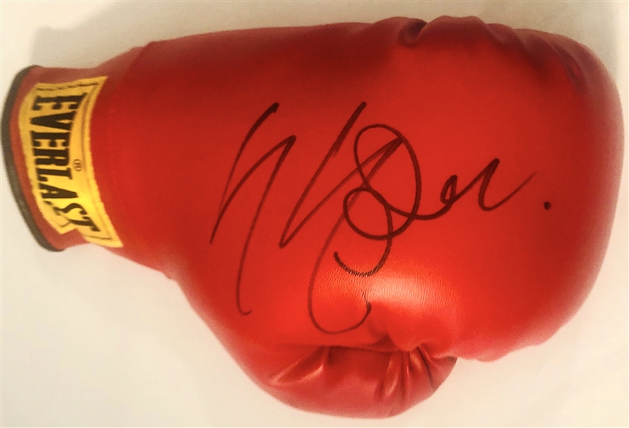 Rocky: Sylvester Stallone In-Person Signed Everlast Boxing Glove (John Brennan Collection)(Beckett/BAS Guaranteed)