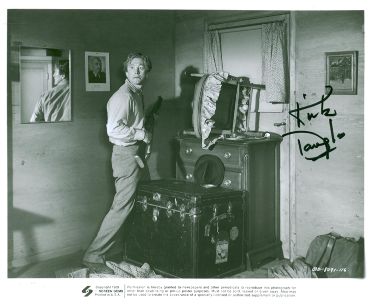 Kirk Douglas (Lot of Four)  Signed 8" x 10" Photographs (Beckett/BAS Guaranteed)