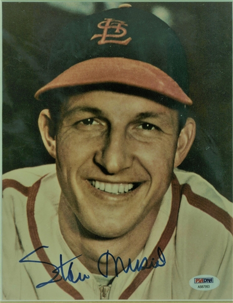 Stan Musial Signed 8" x 10" Photograph (PSA/DNA)