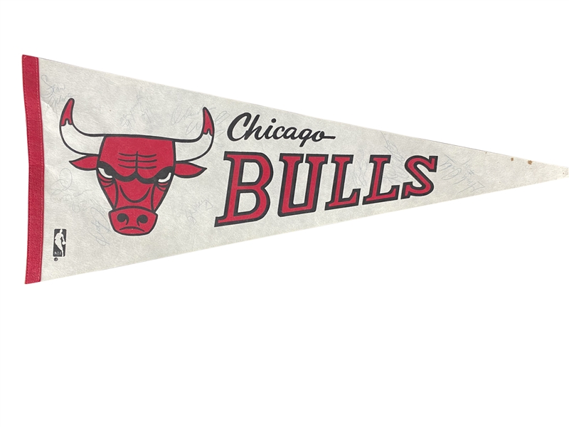 1985 Chicago Bulls Multi-Signed Pennant w/ Jordan, Oakley & Others (Beckett/BAS Guaranteed)