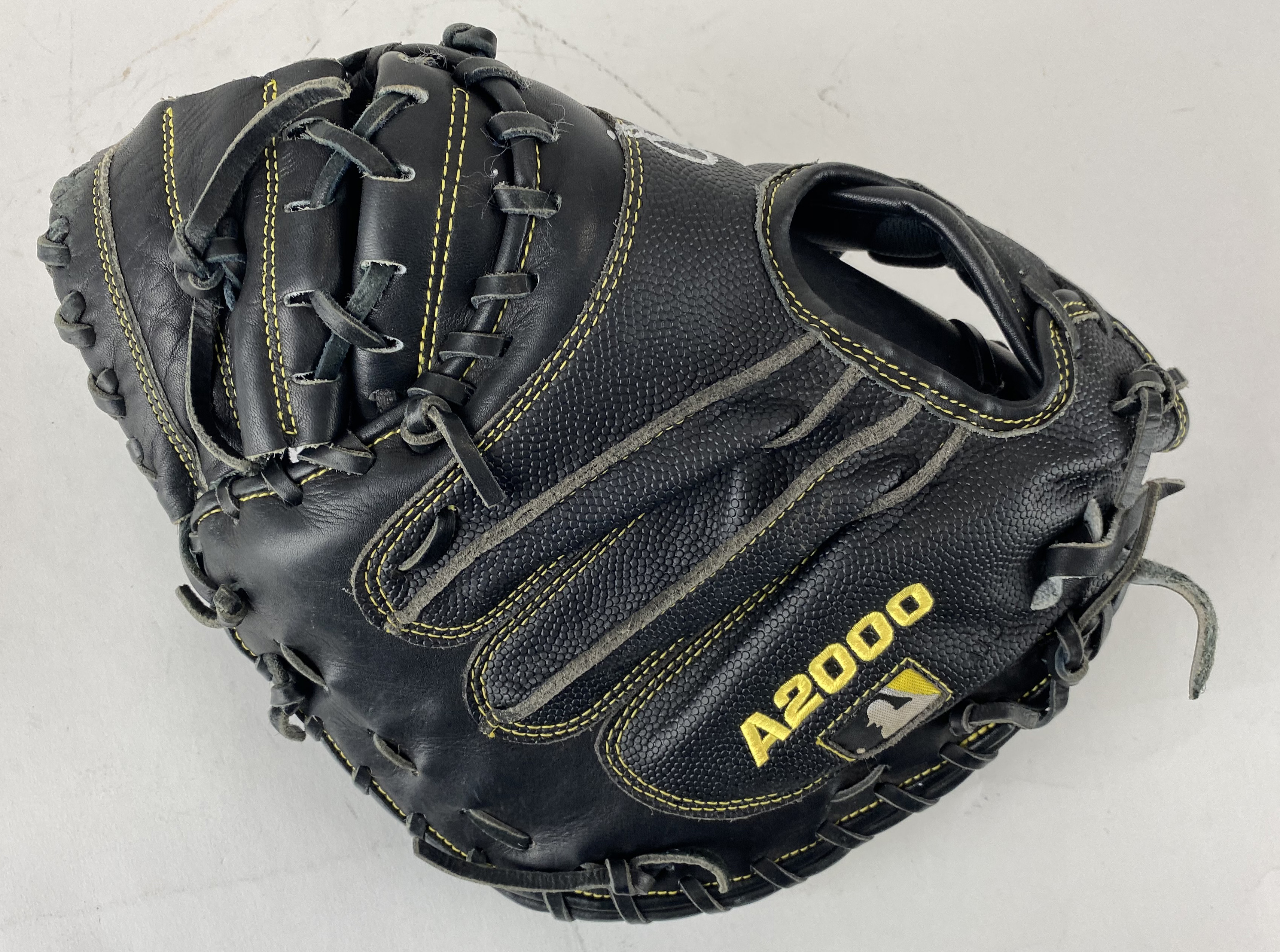 Austin Barnes Fathers Day Catchers Gear - NOT MLB Authenticated