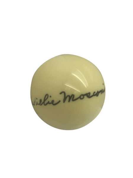 Willie Mosconi Signed Cue Ball (Beckett/BAS)