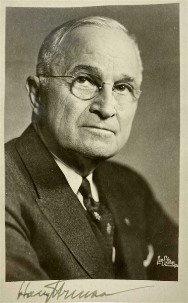 Harry S. Truman Signed 3.5" x 5.5" Photograph (Beckett/BAS)