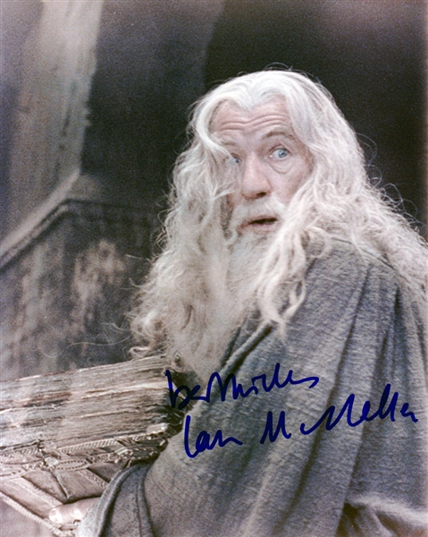 Ian McKellan Signed 8" x 10" Color Photo from "Lord of the Rings" (Beckett/BAS Guaranteed)