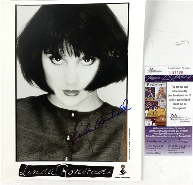 Linda Ronstadt Signed Elektra Records 8" x 10" Promotional Photo (JSA)