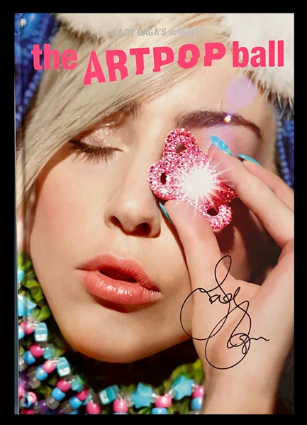 LADY GAGA R-A-R-E Signed "Art Pop Ball" Book! (Beckett/BAS Guaranteed)