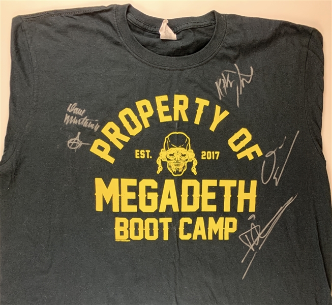 Megadeth Group Signed Black T-Shirt (4 Sigs) (Beckett/BAS Guaranteed)