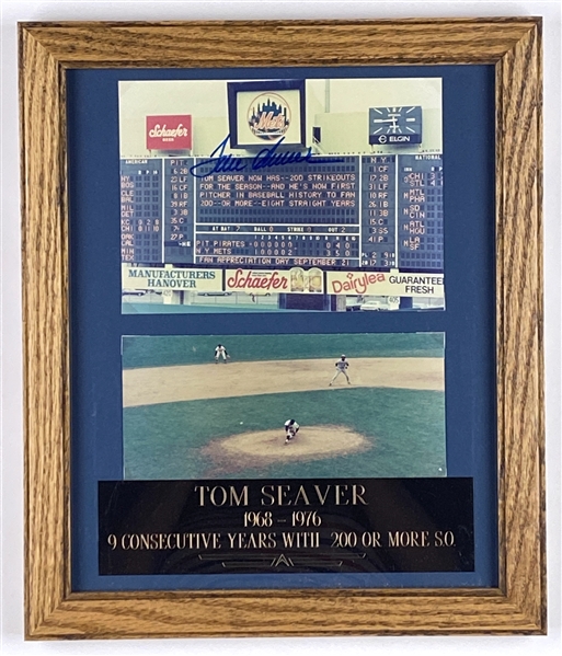 Tom Seaver Signed 6.75” x 5” Photo Framed (Beckett/BAS Guaranteed)