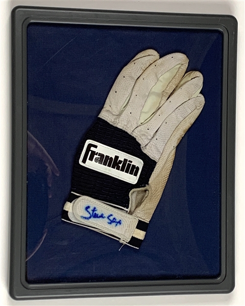 Steve Sax Signed Batting Glove (Beckett/BAS Guaranteed) 