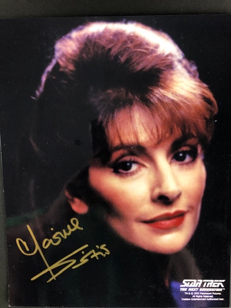 Marina Sertis Signed 8" x 10" Photograph (Beckett/BAS Guaranteed)