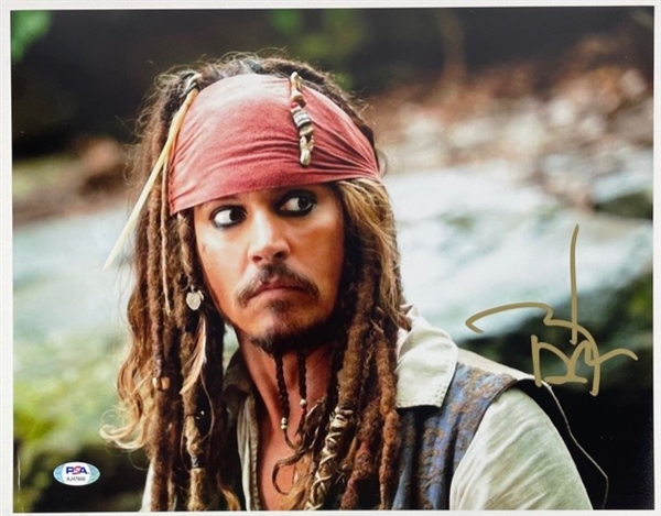 Johnny Depp Signed 14" x 11" Photograph (PSA/DNA) 