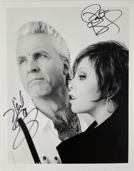 Pat Benatar & Neil Giraldo Dual-Signed Photo (2 Sigs) (Beckett/BAS Authentication)