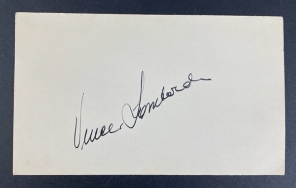 Vince Lombardi Signed 3" x 5" Cut (Beckett/BAS)