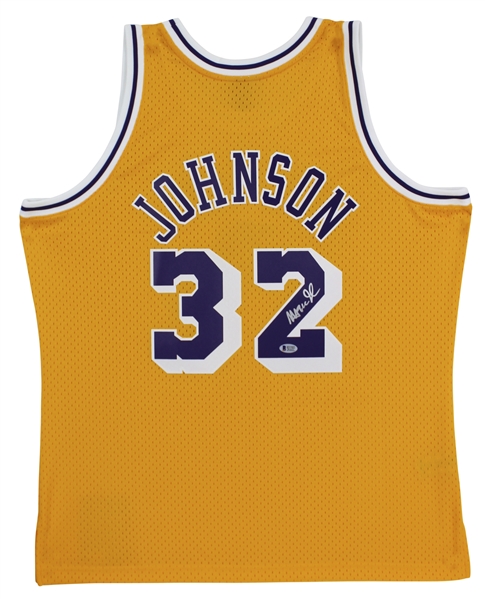 Lakers Magic Johnson Signed 1984-85 M&N HWC Swingman Yellow Jersey (Beckett COA)