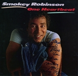 Smokey Robinson Signed 45 RPM "One Heartbeat" 7-Inch Album Cover (Epperson/REAL LOA)