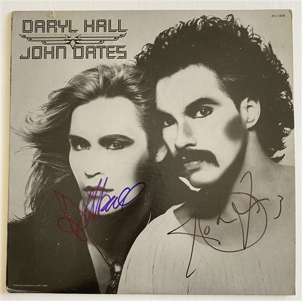 Daryl Hall & John Oates Signed Album (JSA COA )