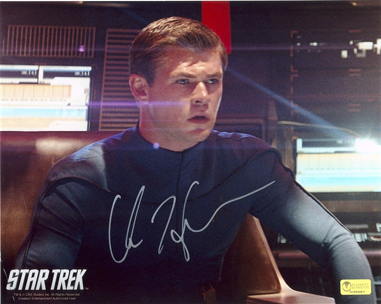 Star Trek: Chris Hemsworth Signed 10” x 8” Photo (Celebrity Authentics COA) (Beckett/BAS Guaranteed) 