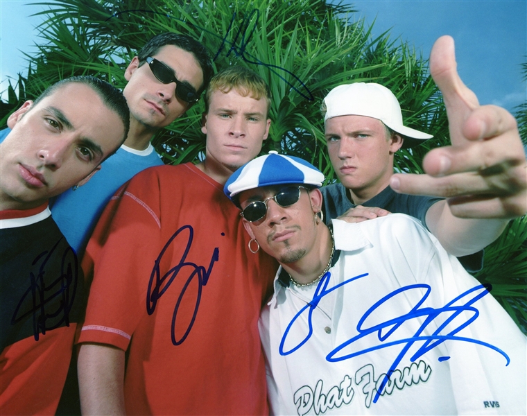 Backstreet Boys : Group Signed 8" x 10" Photo (BAS / Beckett Guaranteed)