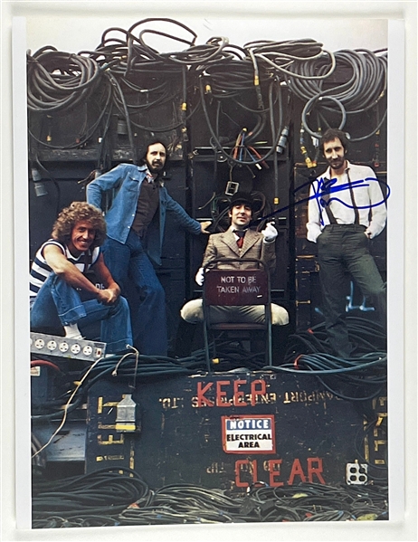 The Who: Pete Townshend Signed In-Person 11” x 14” Photo (Beckett/BAS Guaranteed)