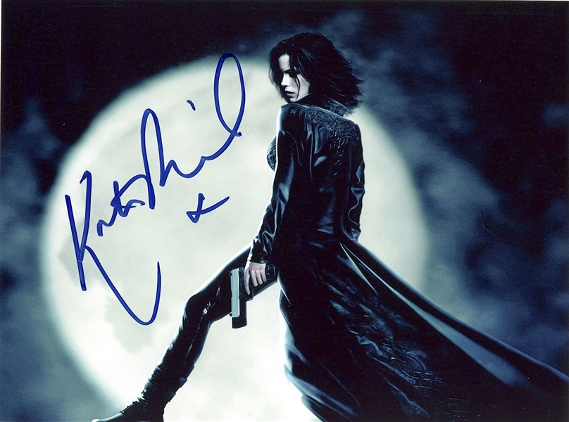 Underworld: Kate Beckinsale 8” x 6” Signed Photo (Beckett/BAS Guaranteed) 