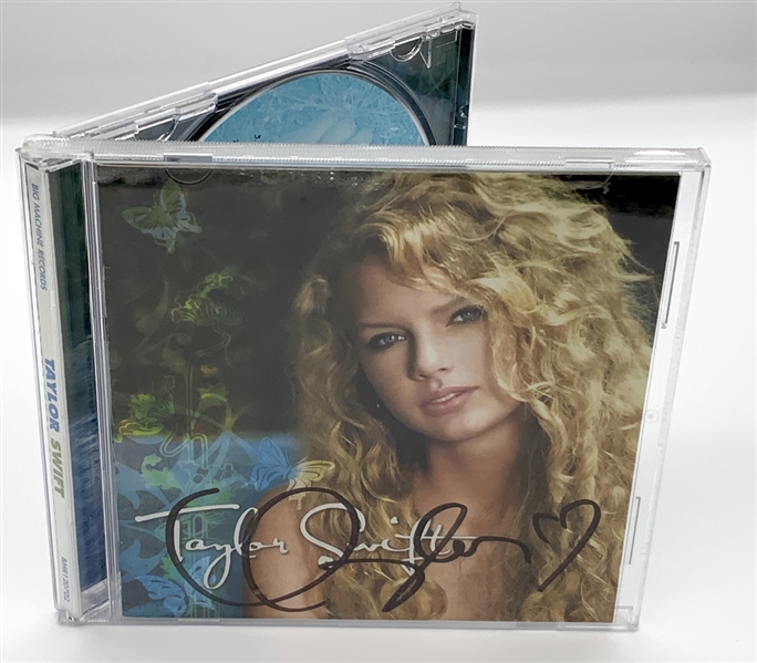 Taylor Swift Self-Titled Debut Signed CD (Roger Epperson/REAL LOA)  